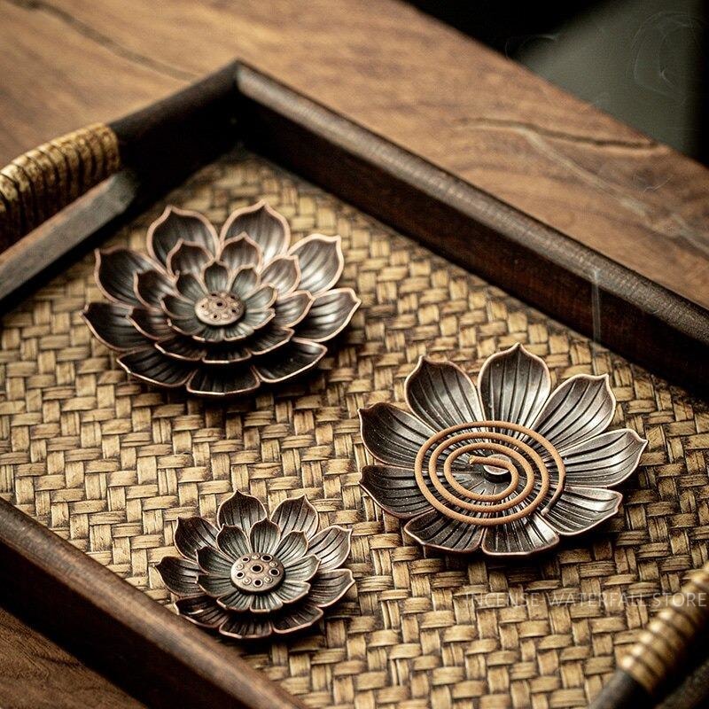 Flower incense holder