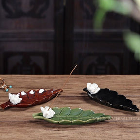 Leaf incense holder